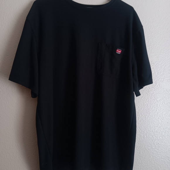 Wrangler Black Short Sleeve Tee with Pocket - Picture 1 of 1